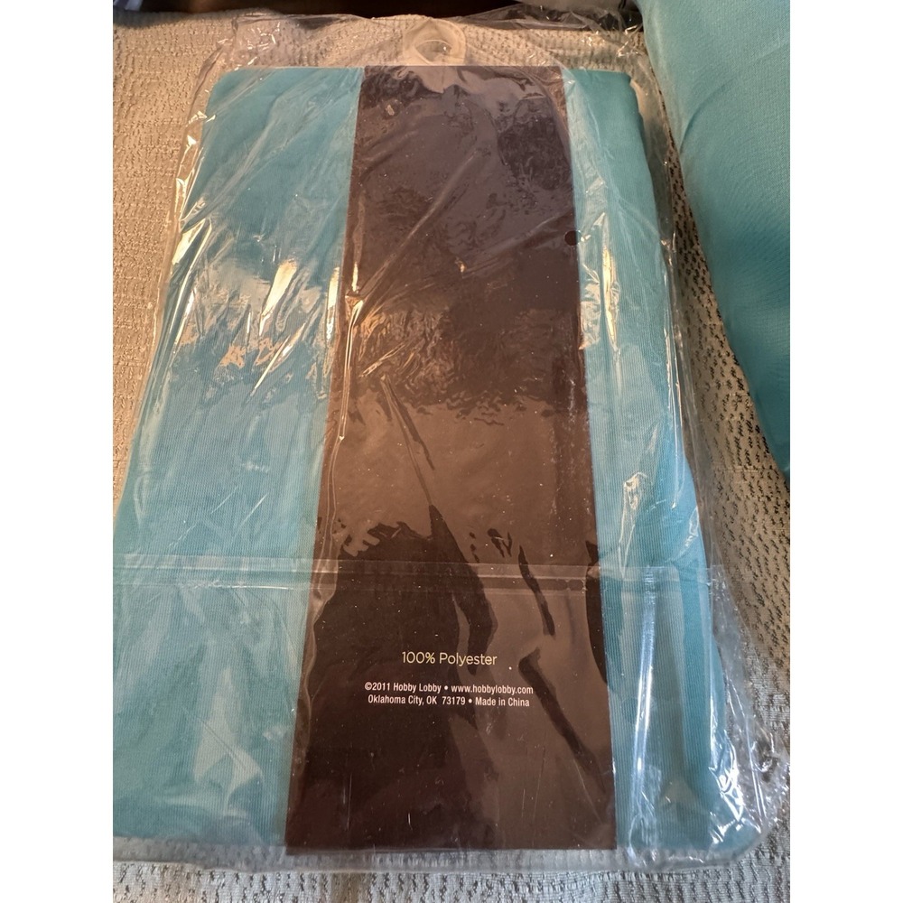 Hobby Lobby Set Of 2 Turquoise Teal Sky Blue Sheer Curtain Panels 59 X 84 Rod Pk - Picture 4 of 4